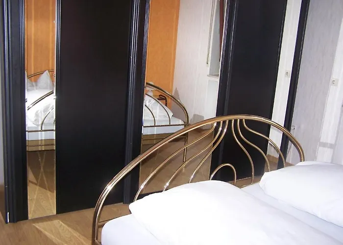 Gasthuis Albergo Pensione Alf